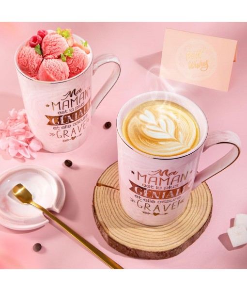 Mom Christmas Birthday Gift - My Mom Is the Most Awesome - Coffee Mug with Gold Inscription, Gift Box Idea for Mom, 400ml Ceramic Mother Mug, Lid, Spoon, Greeting Card